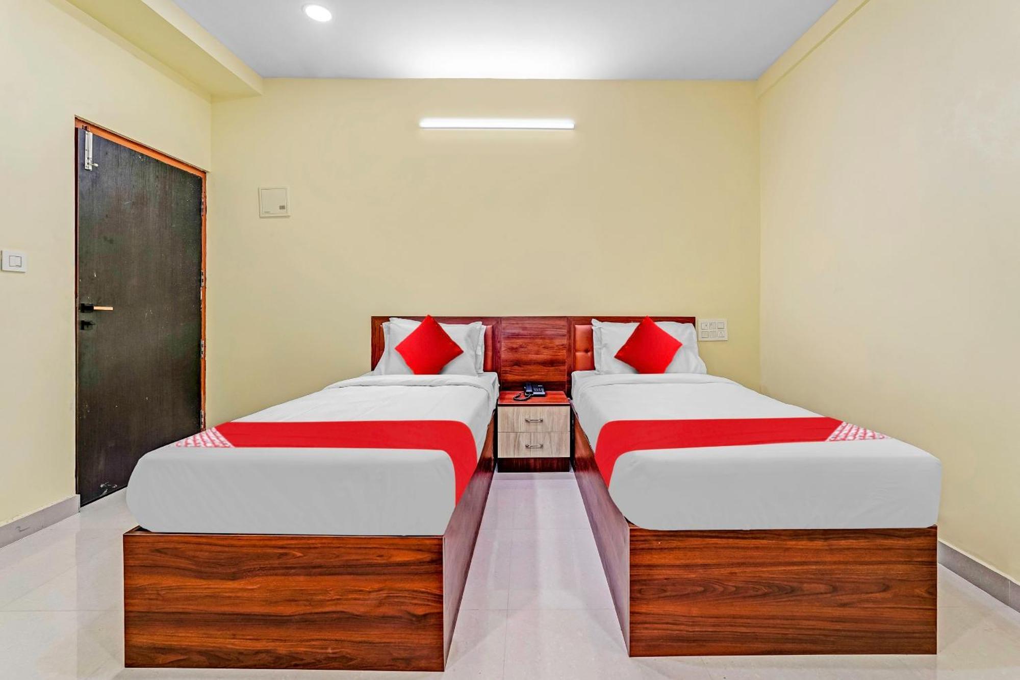 Oyo Flagship Hotel Ayodhya Bangalore Eksteriør bilde